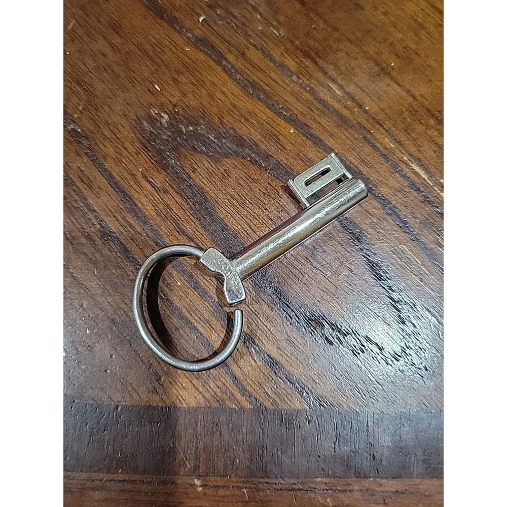 Avon Initial Key Ring letter D, Vintage 1982 Skeleton Key Design